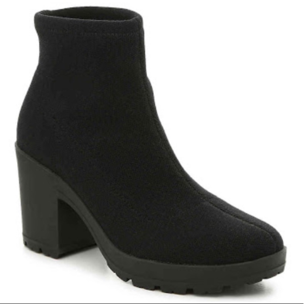 NEW Mix No. 6 Black Chunky Heel Sock Bootie 🌿